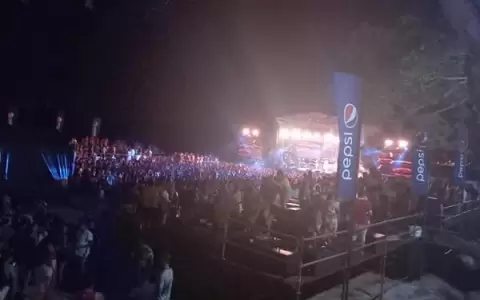 Multitudinaria convocatoria en "Fiesta Hawaiana" est� en la mira