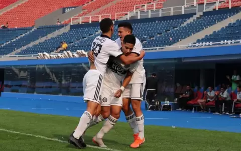 Todo solucionado entre Santiago Vera y Olimpia
