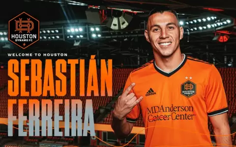 As� present� el Houston Dynamo FC a Carlos Sebasti�n Ferreira