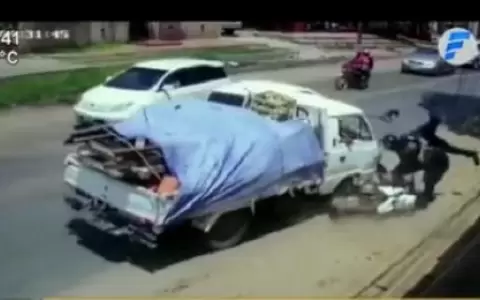 Linces en contramano ocasionan accidente en Limpio