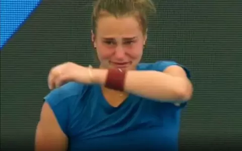 Viral: Aryna Sabalenka se larga a llorar tras cometer 21 dobles faltas