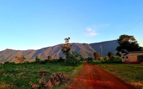 Asaltan a excursionistas en las alturas del Cerro Tres Kand�