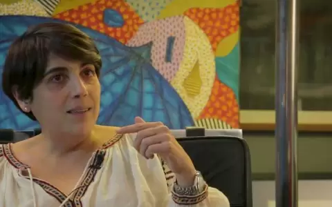 Paz Encina, �Eami� y los mil r�os del tiempo
