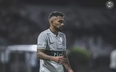 Olimpia no tiene intenciones de vender a V�ctor Salazar