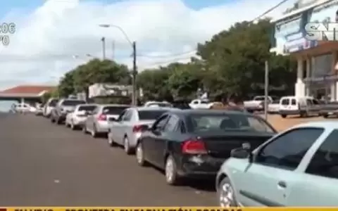 Caos en el cruce fronterizo entre Encarnaci�n y Posadas