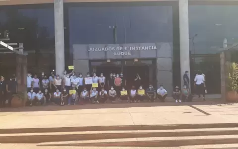 Juzgado de Luque: funcionarios llevan sus ventiladores ante falta de aire acondicionado