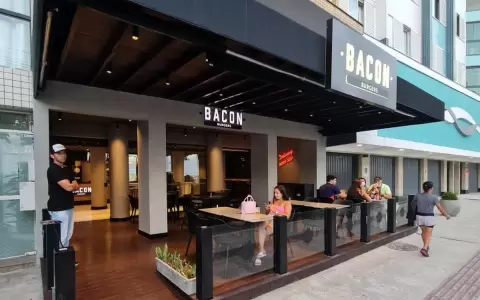 Hamburguesas paraguayas en las playas de Cambori�
