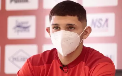 Julio Enciso viajar� a Inglaterra despu�s del combo de Eliminatorias