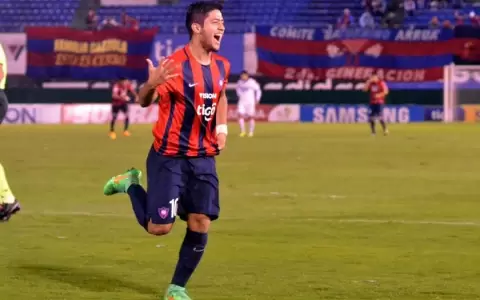 Sergio D�az espera fichar por Cerro Porte�o en las pr�ximas horas