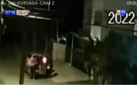 Deliverys mau tomaron de reh�n a una pareja a la que terminaron robando