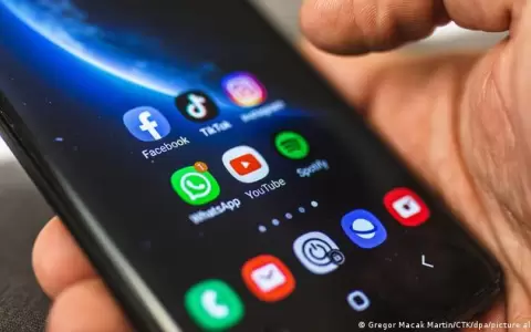Piden a YouTube medidas concretas contra la desinformaci�n