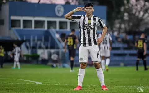 Julio Enciso interesa a un equipo de la Premier League