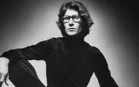 Museos de Par�s rinden homenaje a Yves Saint Laurent