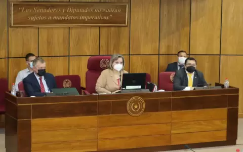 Productores se reunieron con Comisi�n Permanente para tratar situaci�n del campo