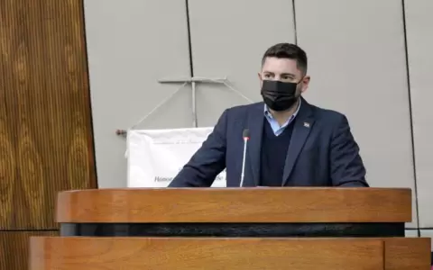 Cr�ticas a Giuzzio tras informar investigaci�n contra HC: �Tiene cero credibilidad�