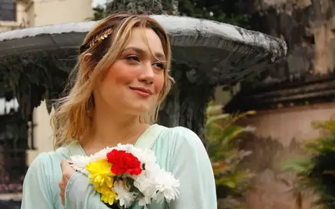 �Ofelia iba fluyendo�. Actualizando el mito