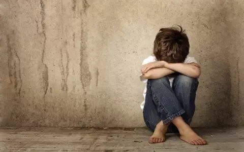 Ni�o denuncia a su padre por violencia en una comisar�a