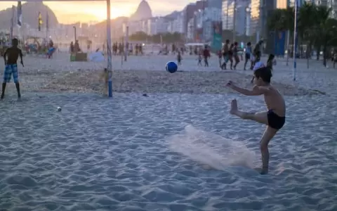 Brasil exige vacunaci�n completa de ni�os para ingreso