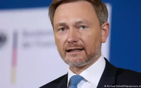 El G7 advierte que est� dispuesto a imponer severas sanciones econ�micas a Mosc�