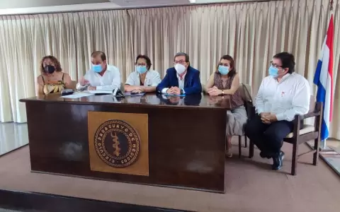 Carreras de medicina no acreditadas, preocupaci�n del C�rculo Paraguayo de M�dicos