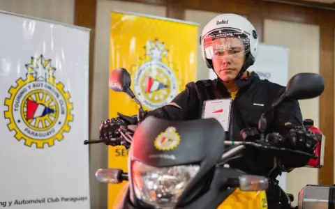 Campa�a �Us� la cabeza� dar� accesorios reglamentarios a motociclistas