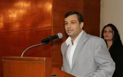 Nuevo titular del Indi reconoce que nunca trabaj� con ind�genas