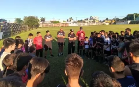 En Pilar brindan oportunidad a chicos que quieren ser futbolistas