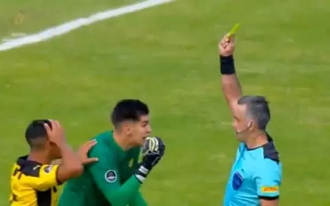 Carlos Paul Ben�tez reconoce error en la Copa Libertadores Sub20