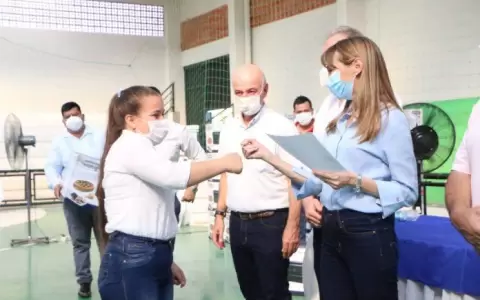 M�s de 100 j�venes empezaron a trabajar bajo la modalidad de contrato de aprendizaje