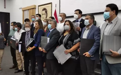 Presentan libelo acusatorio contra Sandra Qui��nez