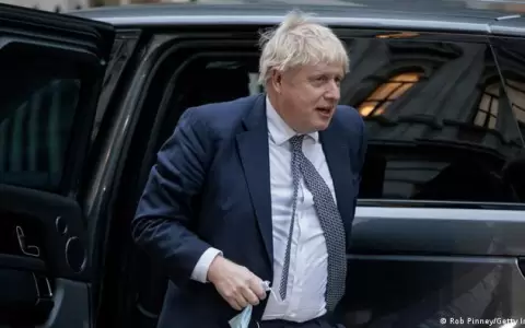Boris Johnson se disculpa tras informe sobre fiestas durante pandemia