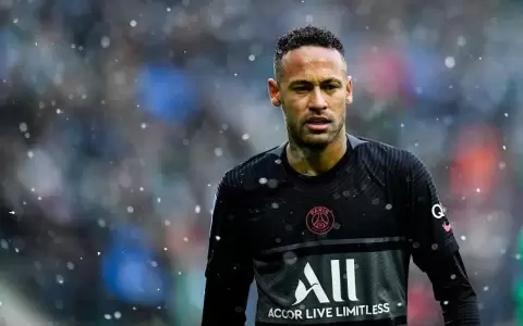 �Paris Saint-Germain ocult� una fractura de Neymar?