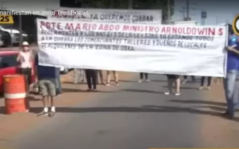 Frentistas de Acceso Sur se manifiestan y piden indemnizaci�n por obras