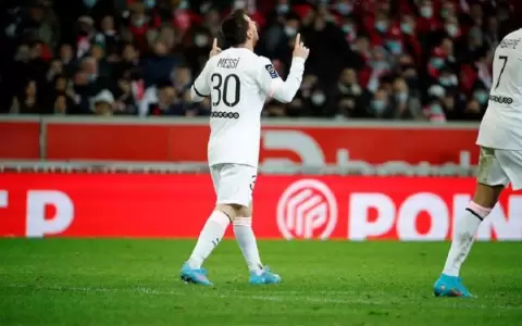 PSG golea a Lille de la mano de un Lionel Messi intratable