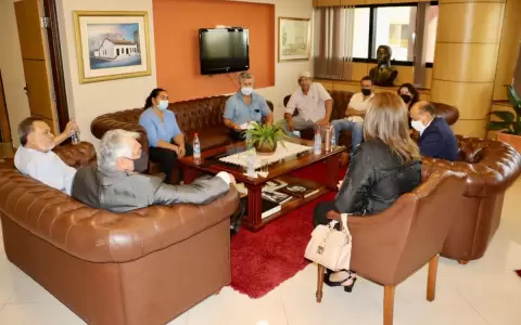 Campesinos exigen derogaci�n de ley que criminaliza ocupaciones