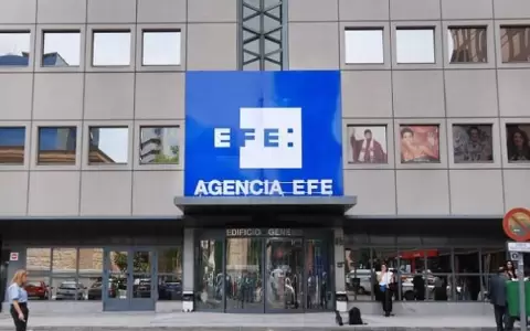 Agencia espa�ola Efe, RTVE y El Pa�s suspenden sus actividades en Rusia
