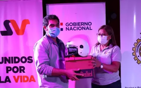 Convocan  a 100 motociclistas para recibir cascos certificados gratis
