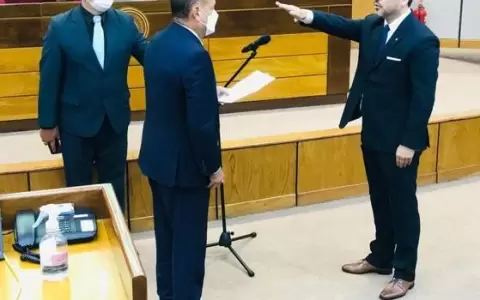 Jur� como nuevo senador Lucas Aquino en reemplazo de "Ancho" Ram�rez