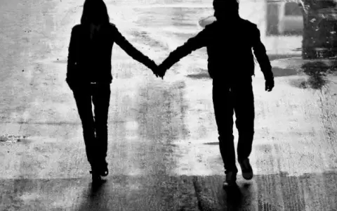Hombres que se enamoran