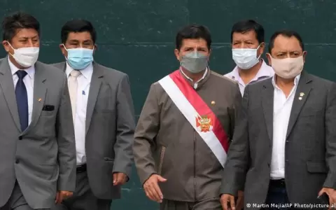 Congreso de Per� rechaza destituir al presidente Castillo