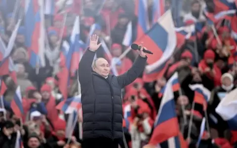 Se dispar� la aprobaci�n popular de Putin en Rusia