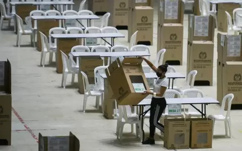 Sin sorpresas, Petro, Guti�rrez y Fajardo ganan las primarias en Colombia