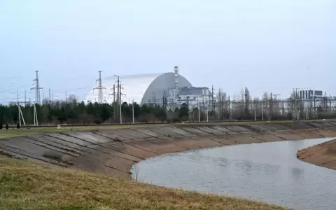 Ej�rcito ruso controla ciudad donde vive el personal de la planta de Chern�bil