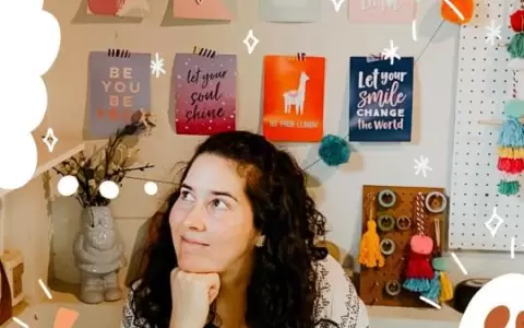 Mai Angulo, �la de letra gorda linda� que crea pizarras felices