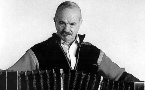 Concierto tributo a �stor Piazzolla en el Teatro Municipal