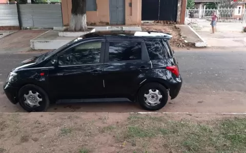 Roban veh�culo de periodista en zona de Barcequillo