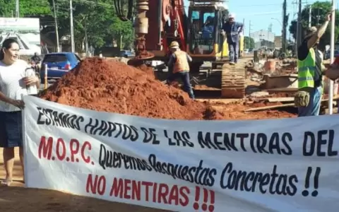 Frentistas de Tres Bocas se manifiestan por indemnizaciones impagas