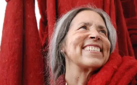 Katharina Fritsch y Cecilia Vicu�a ganan el Le�n de Oro en la Bienal de Venecia