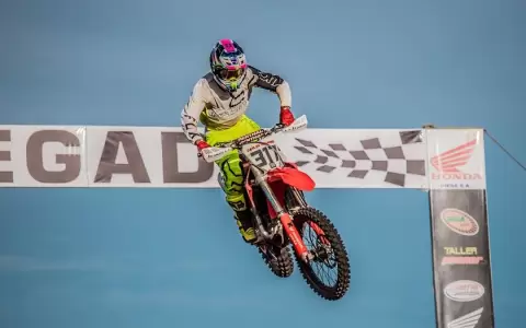 Carlos Eduardo M�ndes gana la fecha 1 del Nacional de Motocross