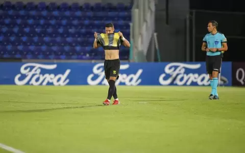Guaran� revive fantasmas del pasado y se elimina de la Copa